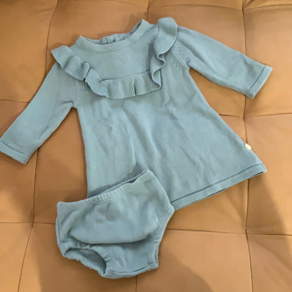 Hallmark baby knit set